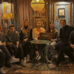 Werde Teil von uns! Das Evident Nachhilfe Team aus Oldenburg beim gemeinsamen Teamevent – engagierte Nachhilfelehrkräfte mit Herz und Spaß an der Arbeit